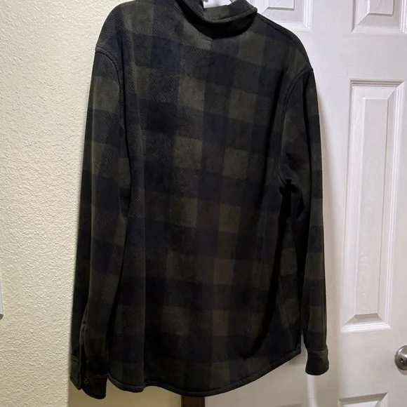 Levi's Olive Green and Black Plaid Sherpa-Lined Shirt Jacket - Picture 3 of 4